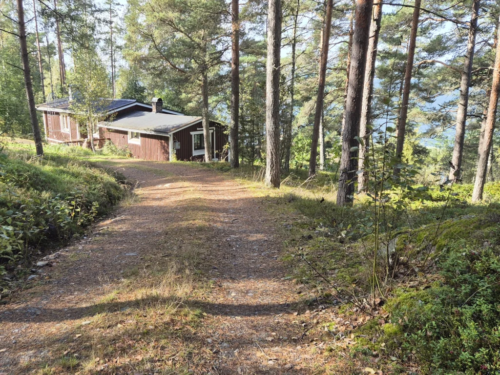 Pekkala ist ein traditionelles finnisches Mökki in der Ostsee-Archipel die gemietet werden kann.