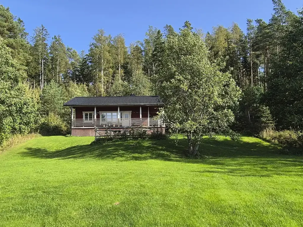 Keisarinna seaside villa in Särkisalo Finland